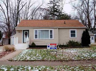 739 Briarcliff Rd, Jackson, MI 49203