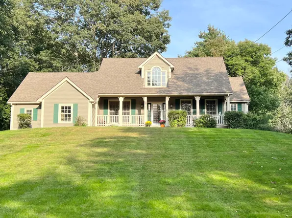 229 Post Road, North Hampton, NH 03862