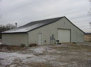 9000 Dunn Rd, Frazeysburg, OH 43822