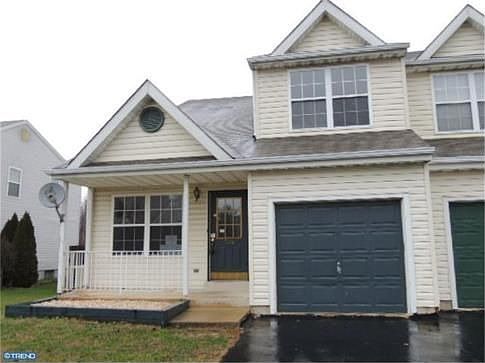 1st image of 709 Lexington Dr