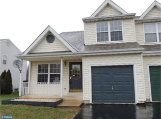 709 Lexington Dr, Bear, DE 19701
