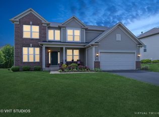 122 Chapin Way, Oswego, IL 60543