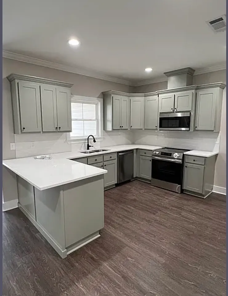 4 bed, 2068 sqft, $2,500 — Photo 4