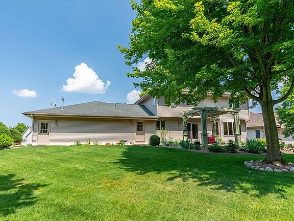 2nd image of 3859 Bluewing Ct