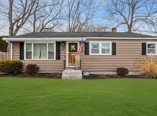 337 Westfield Rd, Holyoke, MA 01040