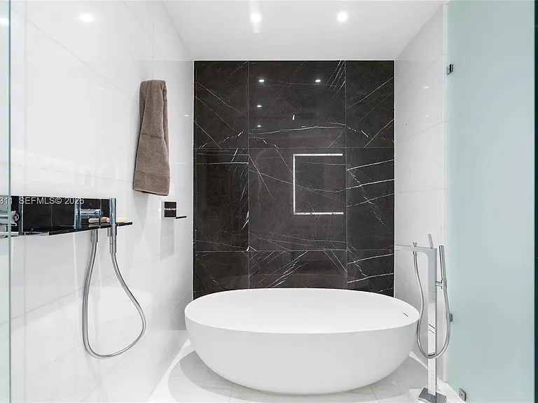 300 Biscayne Boulevard Way #4009W — Photo 44