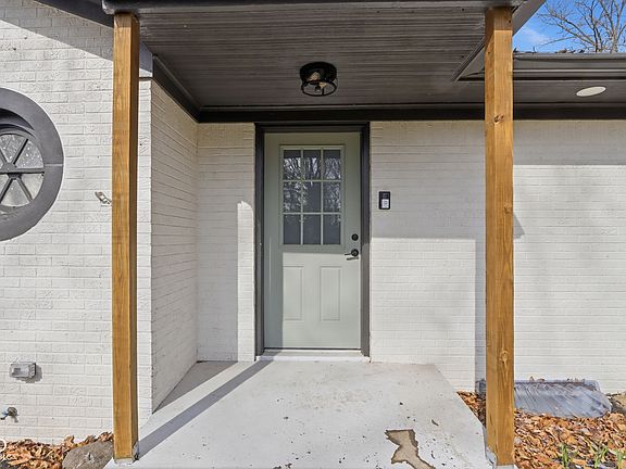 4th image of 4402 Brown Rd