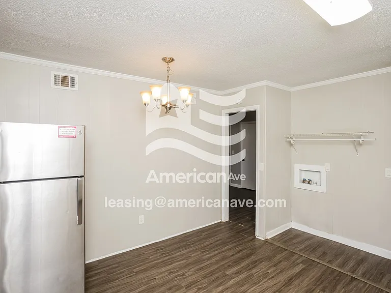 39814_006_dining_room_14231524.jpg