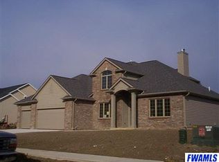 110 Creekside Ct W, Fort Wayne, IN 46845