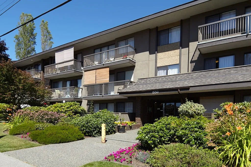 Blackwood Apartments — Photo 1