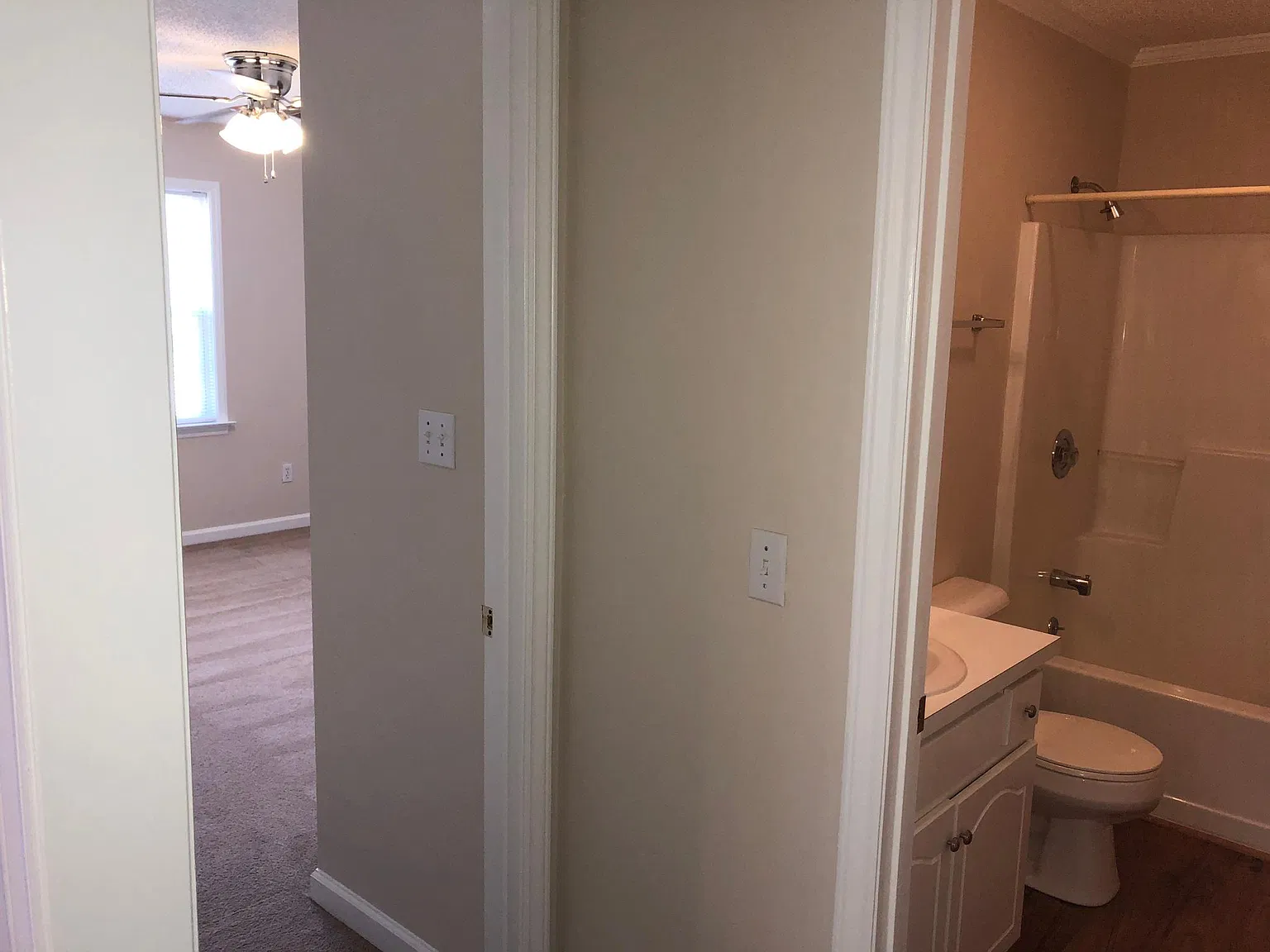 901 S Harding Dr — Photo 4