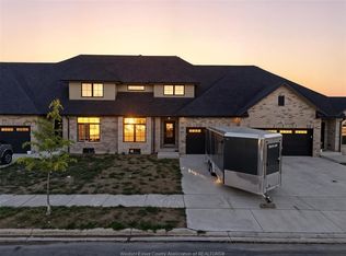 511 Water Rd, Amherstburg, ON N9V 0H1