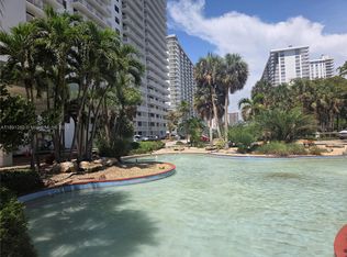 210 174th St APT L18, Sunny Isles Beach, FL 33160