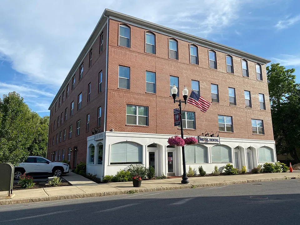 12 Main St #7