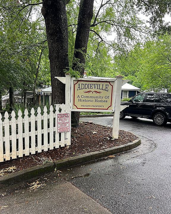 2nd image of 368 Barber St