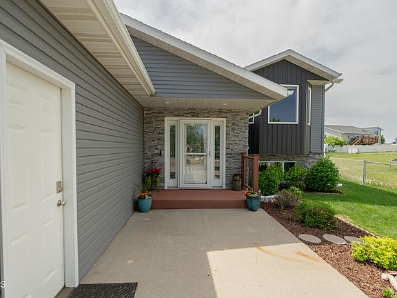 4th image of 2501 Bender Pl SE