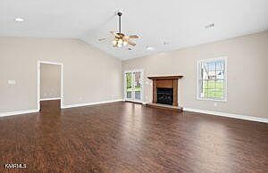 4th image of 873 Battlecreek Way