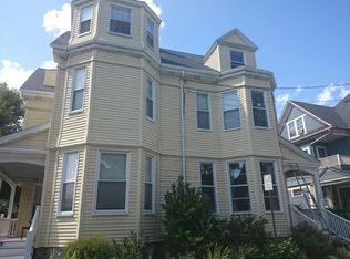 18 Elm St, Brookline, MA 02445