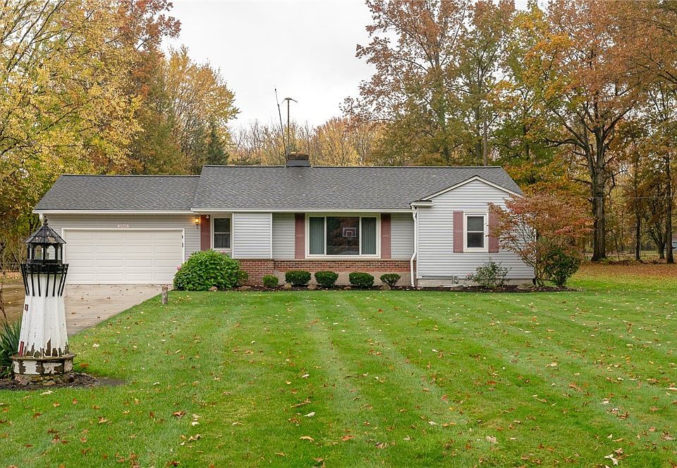 1st image of 37085 Meadow Ln