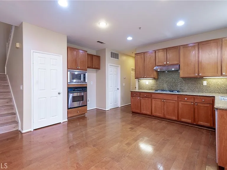 5916 Wilshire Dr #5916 — Photo 3