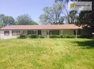 5201 Rowland Ave, Kansas City, KS 66104