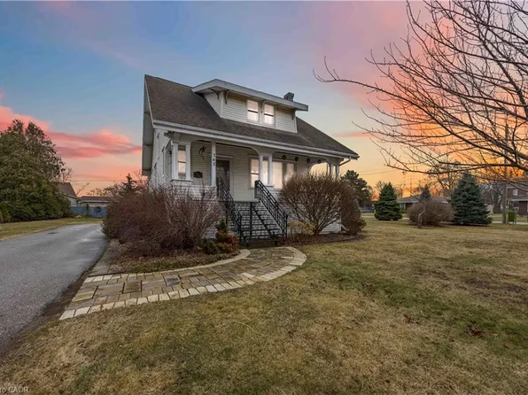 343 Gillard St, Chatham Kent, ON N8A 1N5