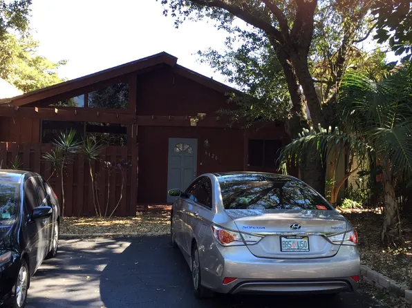 6120 NW 34th Way, Fort Lauderdale, FL 33309