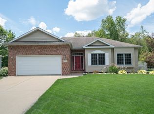 1203 Stafford Rd, Kalamazoo, MI 49006