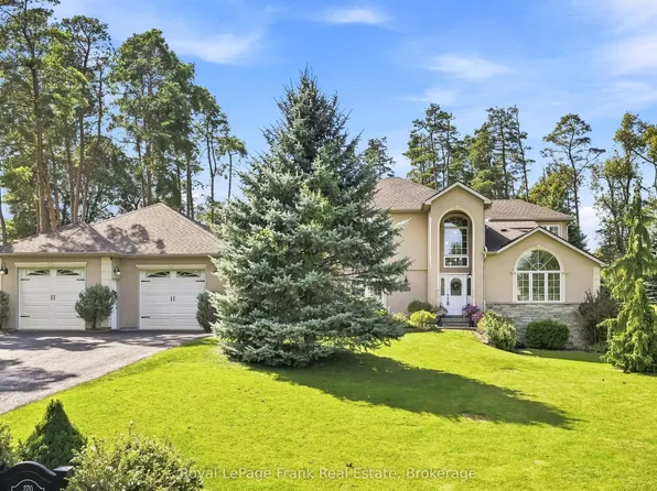 270 Union Ave, Scugog, ON L9L 1C1