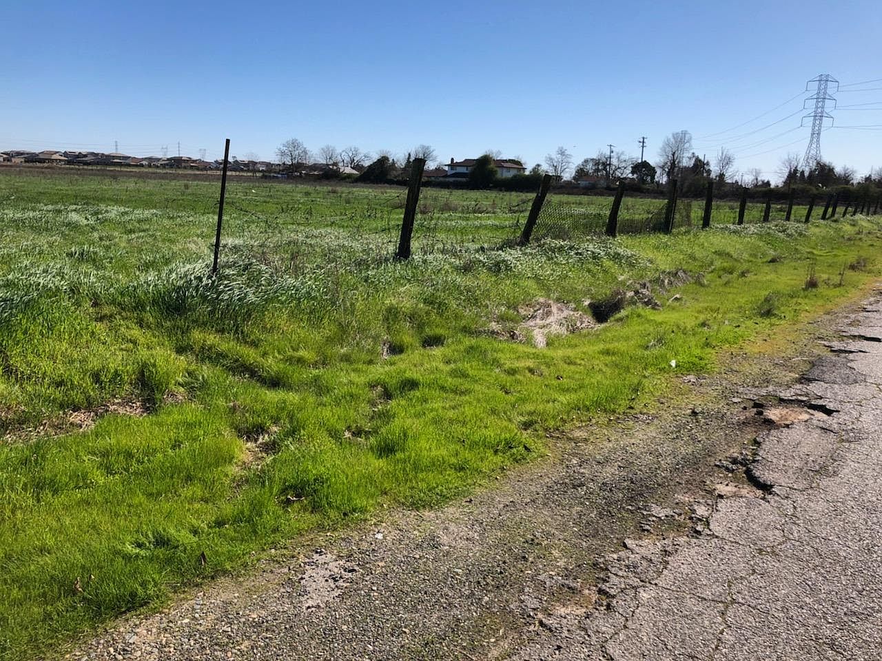 8 Hedge Ave, Sacramento, CA 95829 Zillow