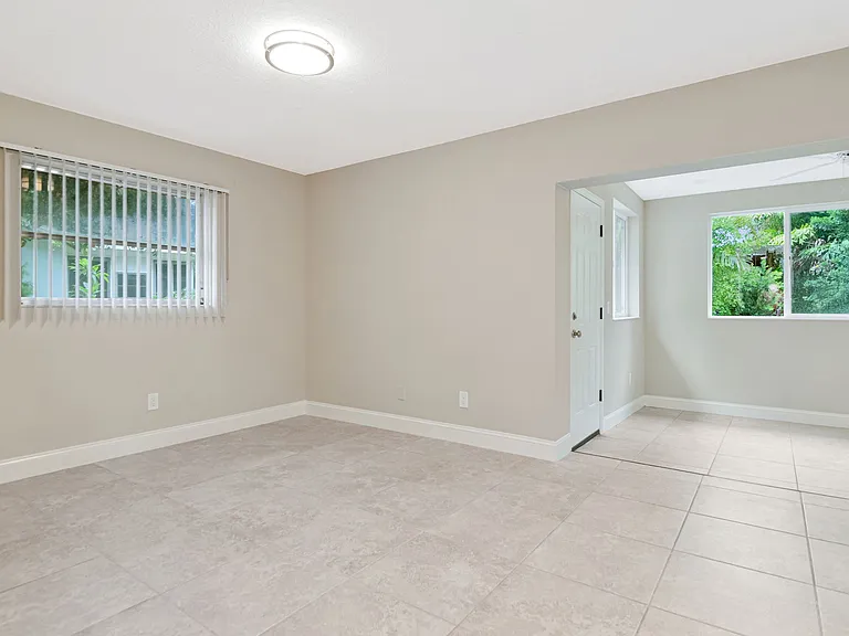 2958 Dundee Dr — Photo 18