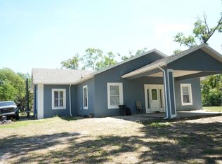 7040 Lumberton Rd, Zephyrhills, FL 33540