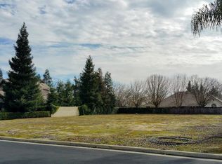 3405 E Harvard Ct, Visalia, CA 93292
