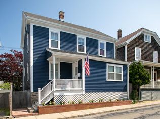 14 Dixon St, Newport, RI 02840