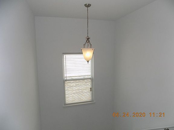5th image of 42769 Greystone Dr