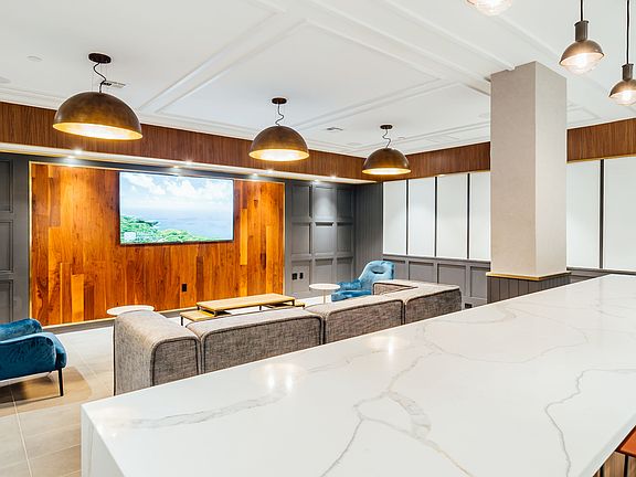 3rd image of 115 Stanwix St #675