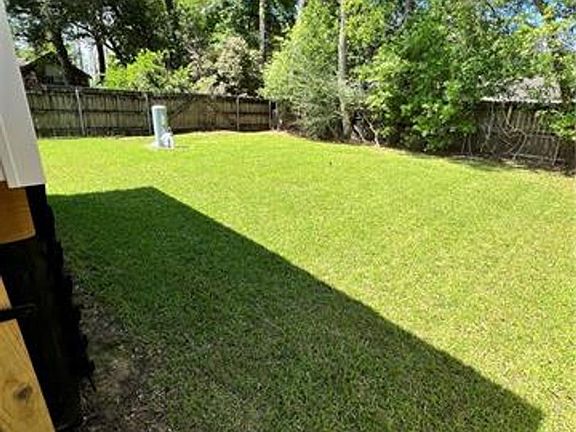 3rd image of 40773 Hayes Rd