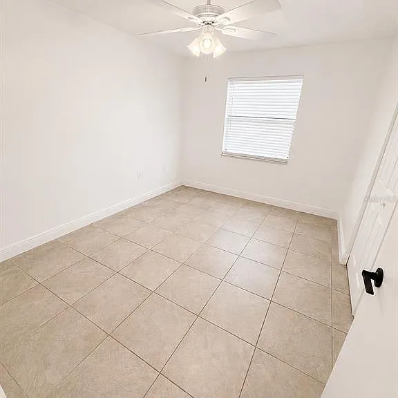 1187-1187 Bentley Rd #1 — Photo 9