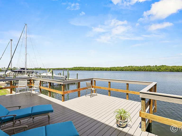 821 Bahia Del Sol Dr #B — Photo 28