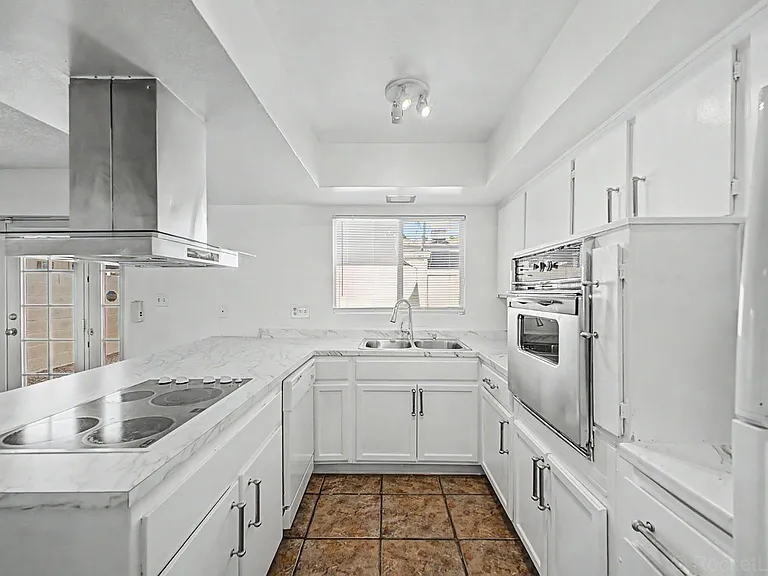 4522 N 15th Ave — Photo 11