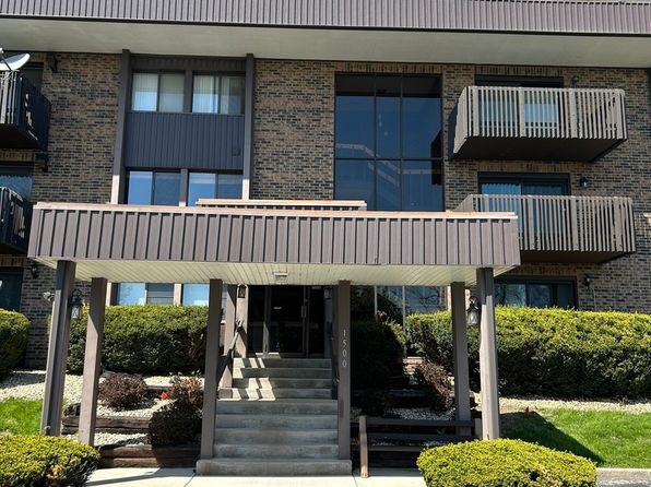 1500 Woodbridge Rd APT 2D, Joliet, IL 60436