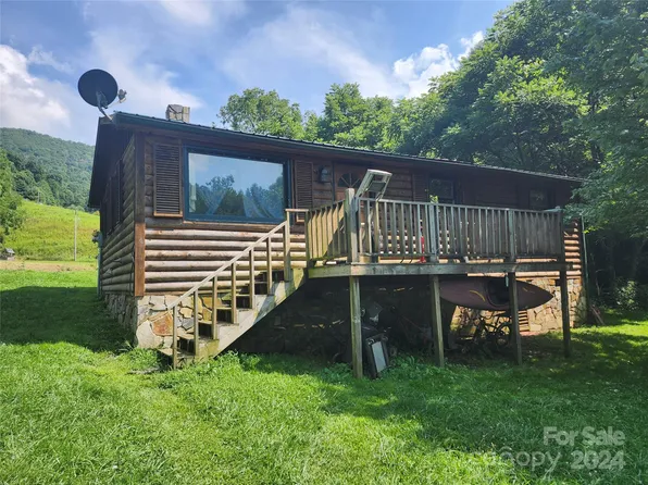 112 Robert Roten Rd, Warrensville, NC 28693