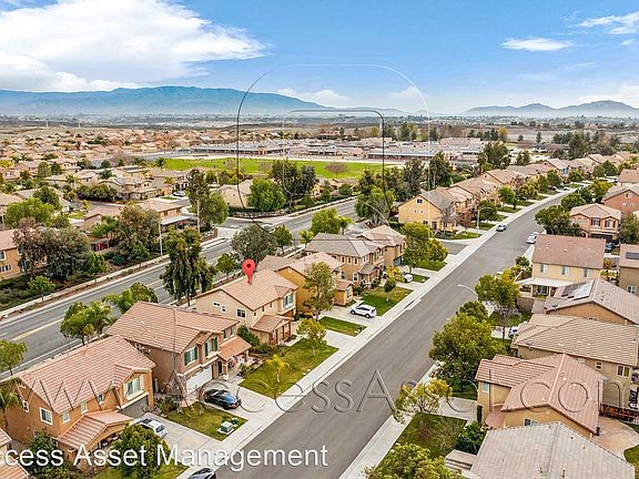 3rd image of 38188 Tranquila Ave