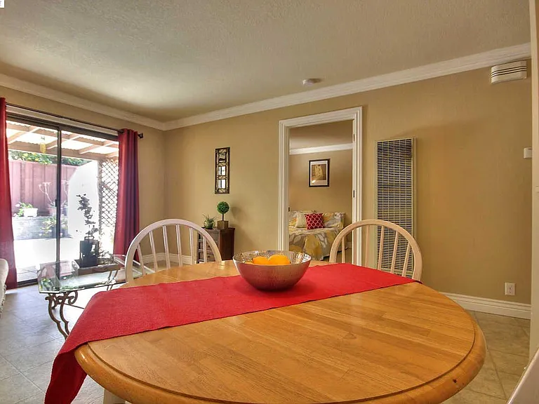 Perfect Dining area.