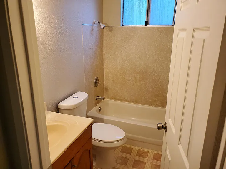 8287 Newfield Cir — Photo 12