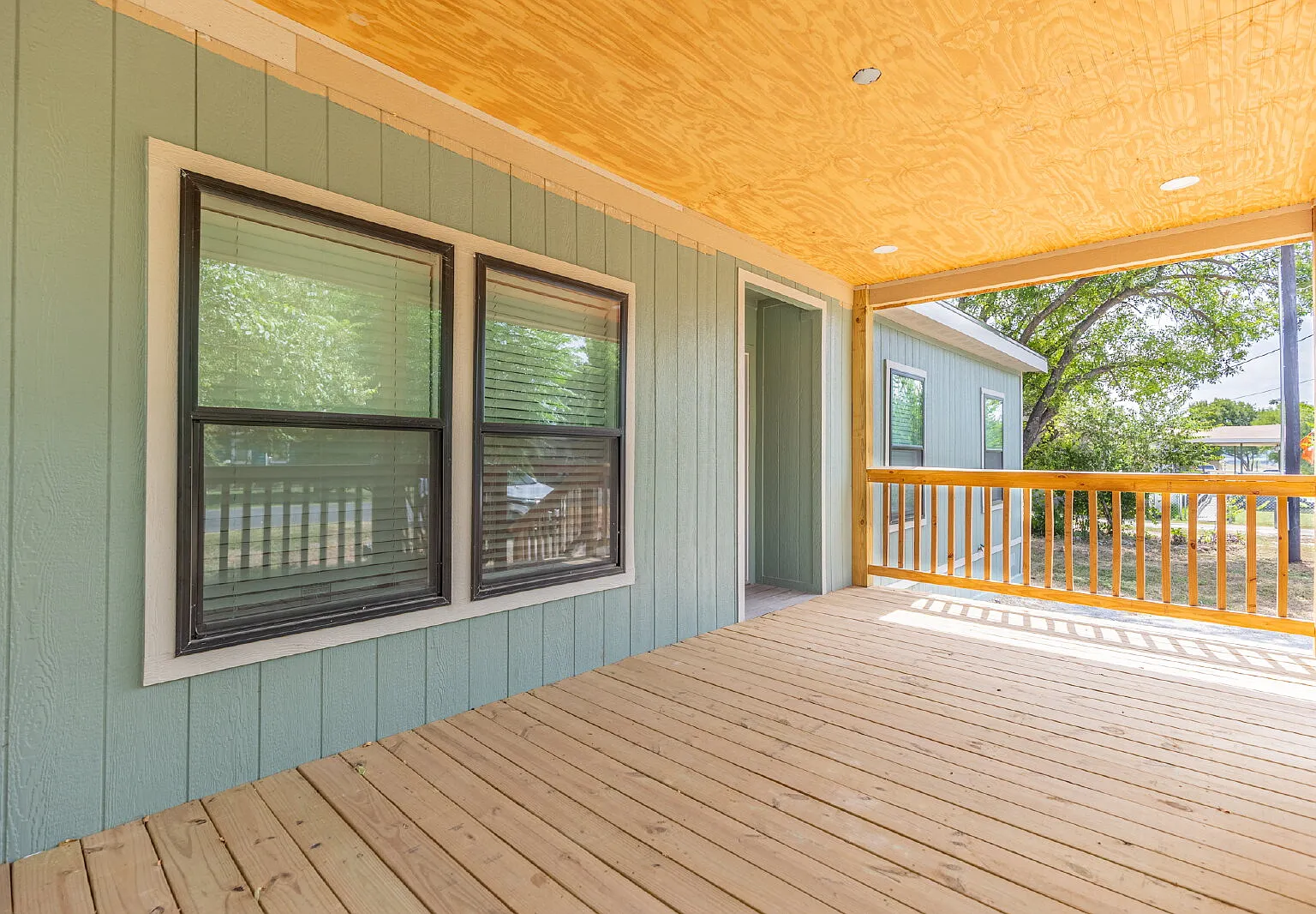 4 bed, 2.0 bath, 1620 sqft, $1,875 — Photo 4