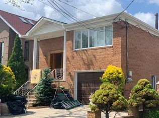 2250 E 74th St #1, Brooklyn, NY 11234