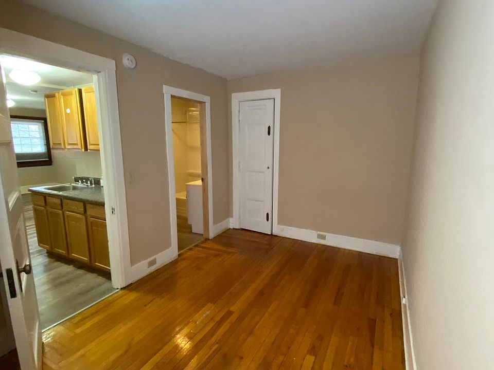 1st image of 195 Broad St #9