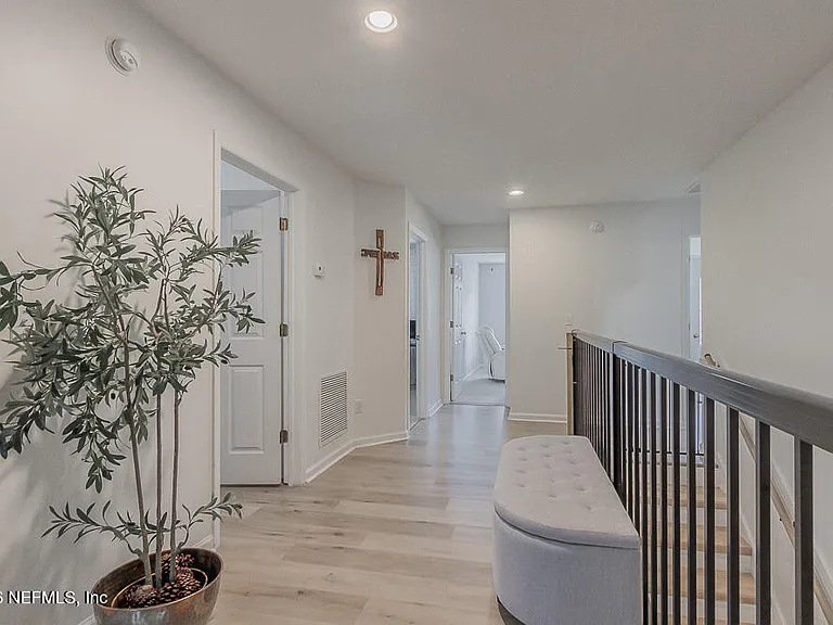 1432 Greyfield Dr — Photo 43