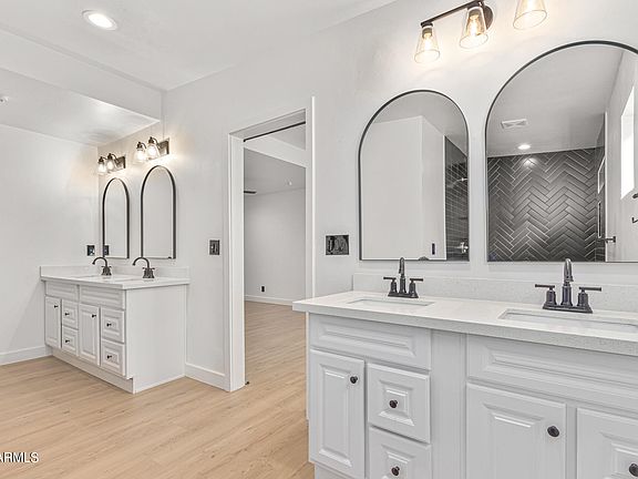 5th image of 7537 E DIAMOND Street